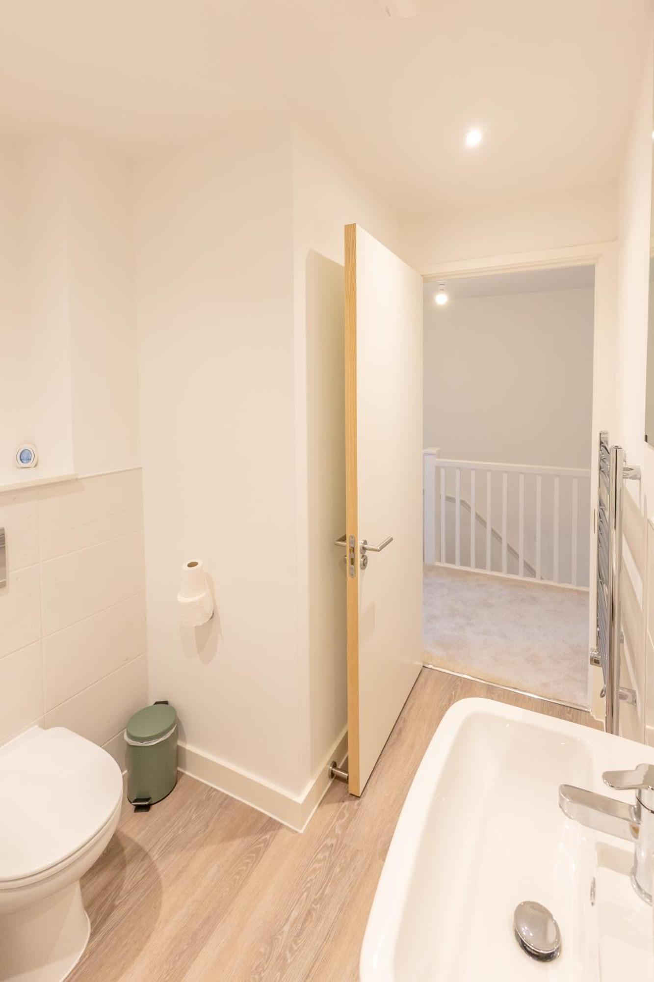 Stunning Modern 3 Bedroom Townhouse - Perfect Getaway Manchester Dış mekan fotoğraf