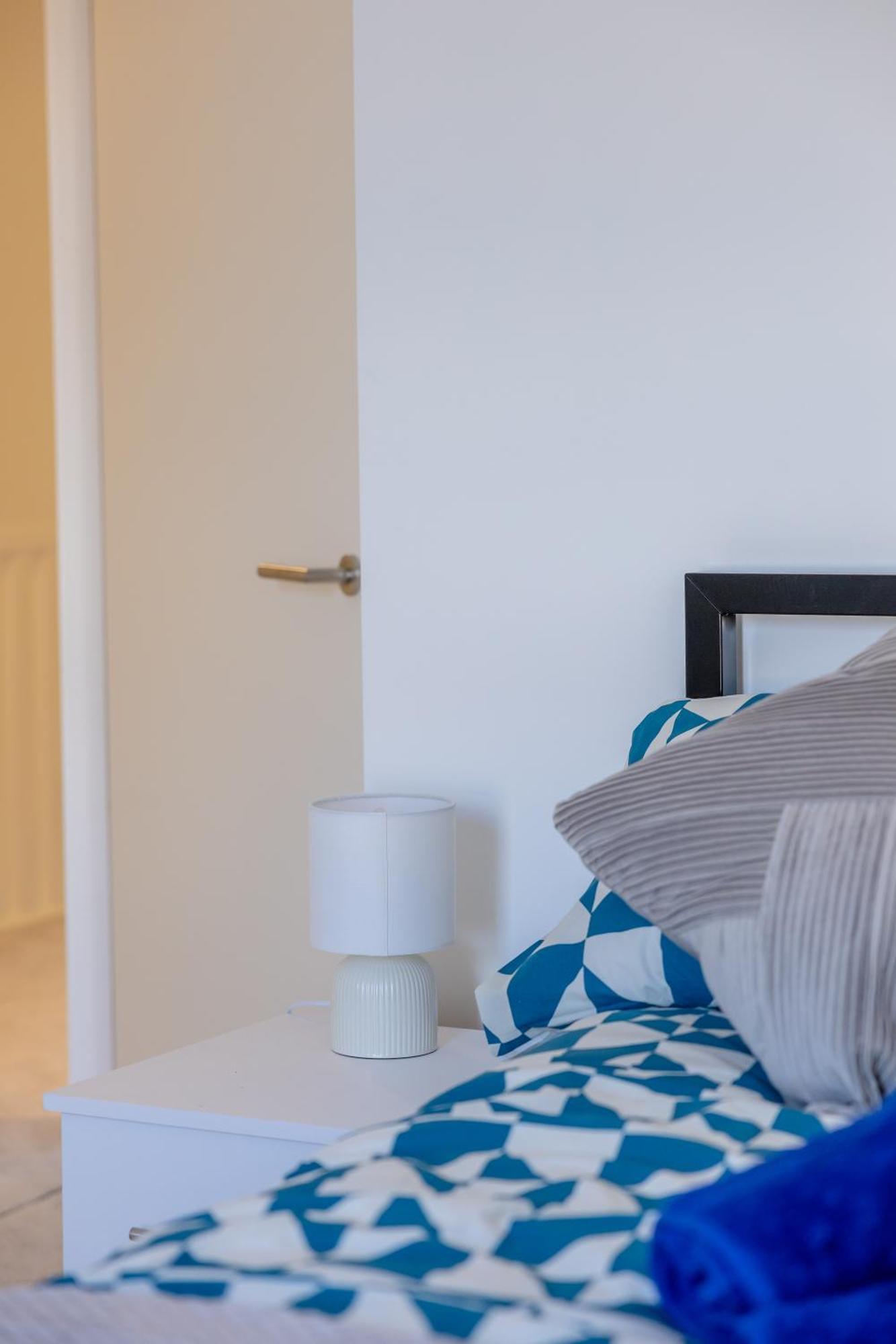 Stunning Modern 3 Bedroom Townhouse - Perfect Getaway Manchester Dış mekan fotoğraf