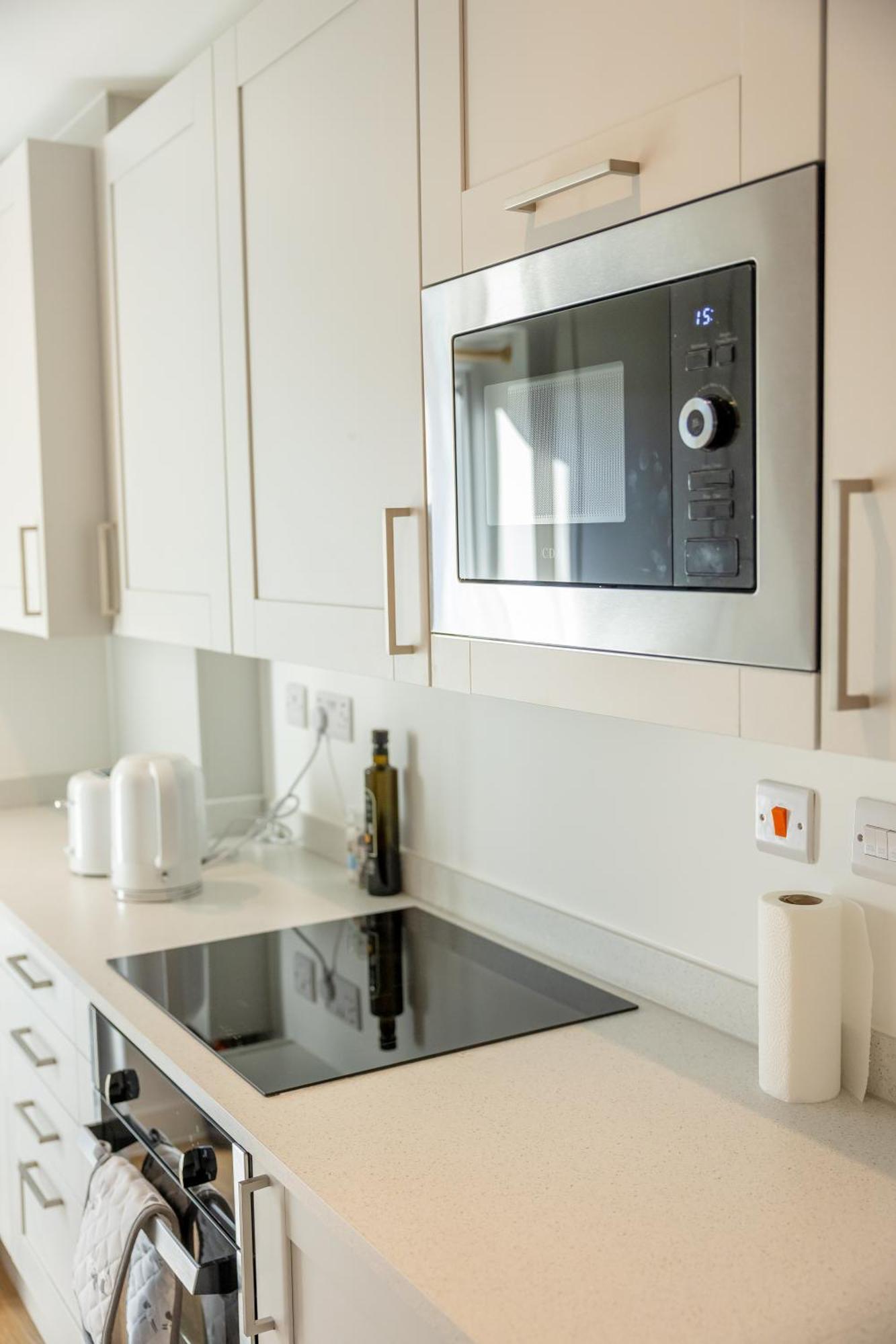Stunning Modern 3 Bedroom Townhouse - Perfect Getaway Manchester Dış mekan fotoğraf