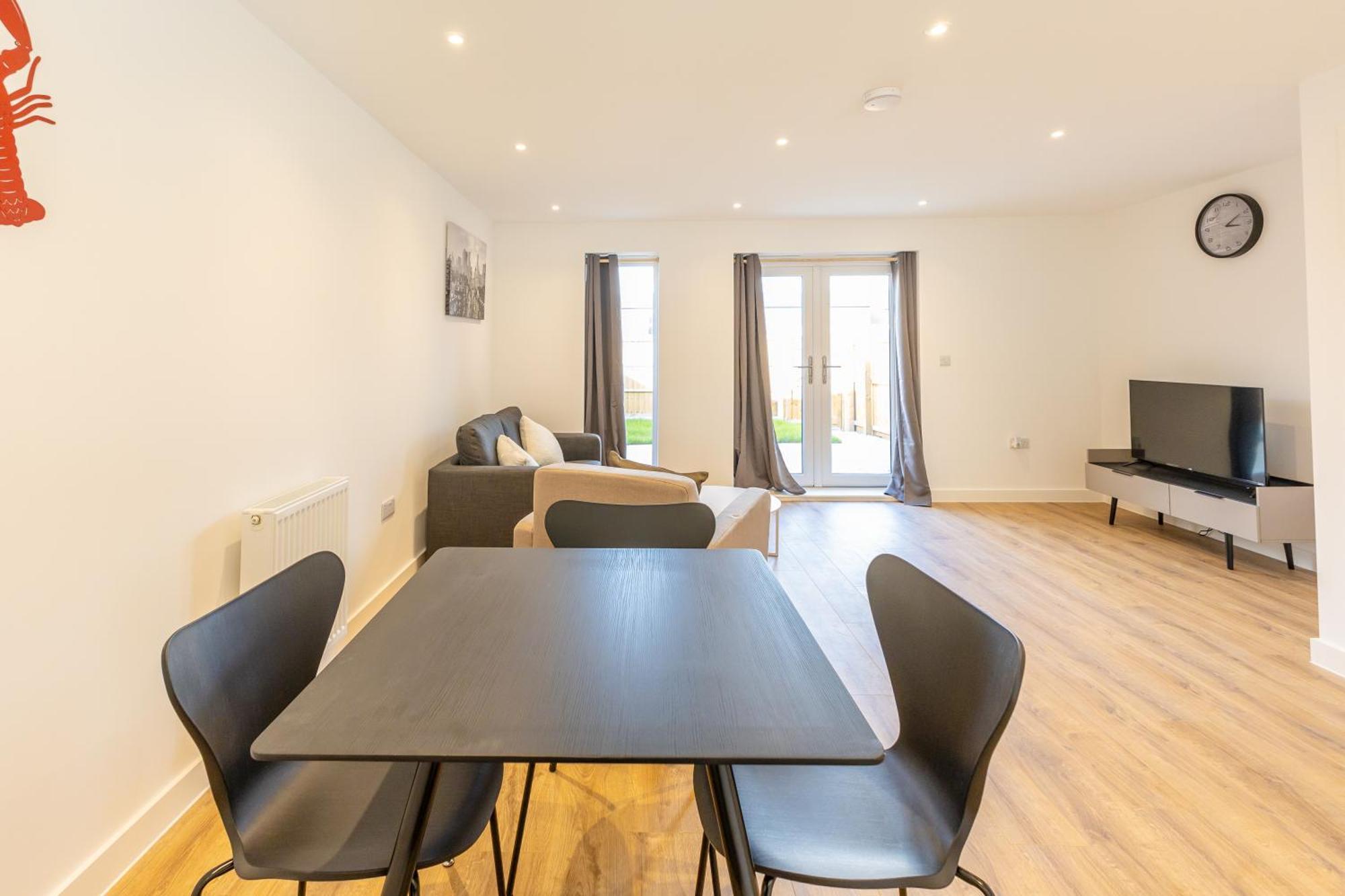 Stunning Modern 3 Bedroom Townhouse - Perfect Getaway Manchester Dış mekan fotoğraf