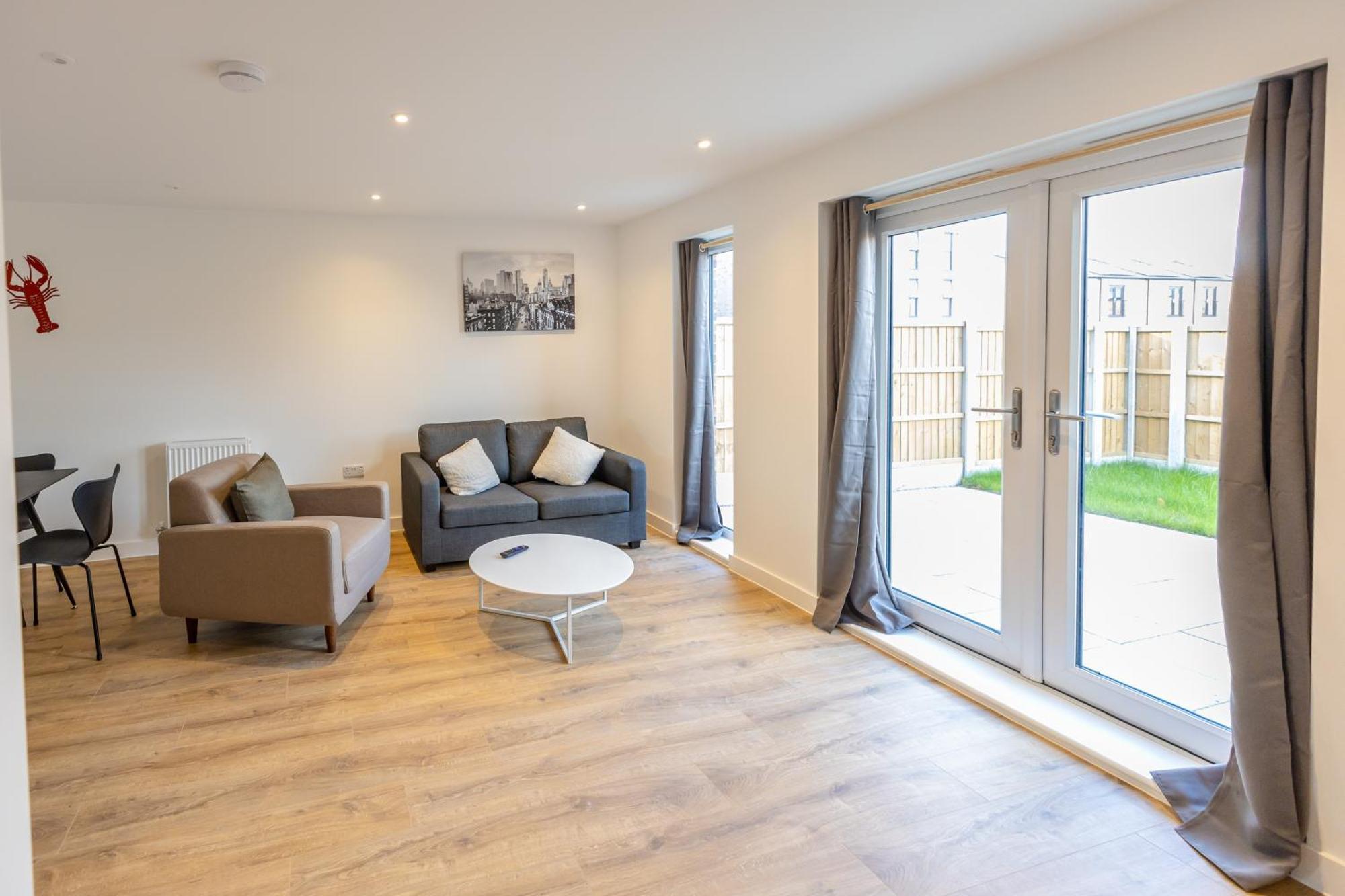 Stunning Modern 3 Bedroom Townhouse - Perfect Getaway Manchester Dış mekan fotoğraf